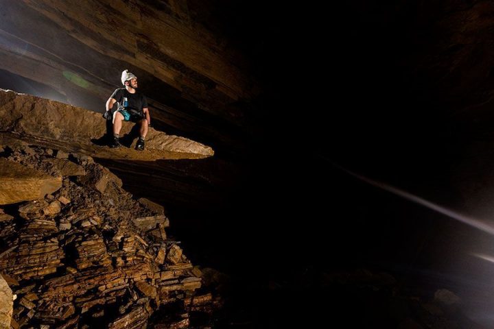 la cueva de los tayos tour 1 dia